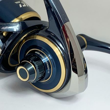  DAIWA ダイワ 20 ソルティガ 18000　スピニングリール　箱、ポーチ付 272797