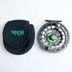 ★★ Wychwood フライリール　ポーチ付 PDR 9/11 Aランク