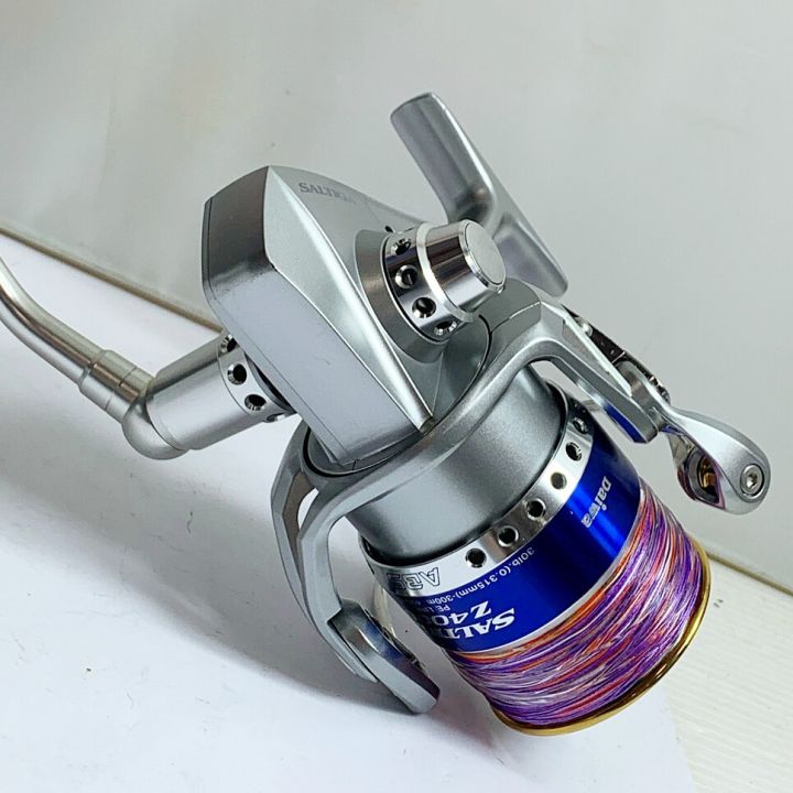 DAIWA ダイワ ソルティガ-Z4500H スピニングリール ポーチ付 058930｜中古｜なんでもリサイクルビッグバン