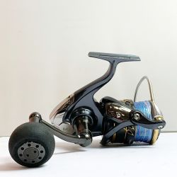 ★★ DAIWA ダイワ 22 カルディアSW 8000-H スピニングリール　本体のみ　使用感あり 165764 Cランク