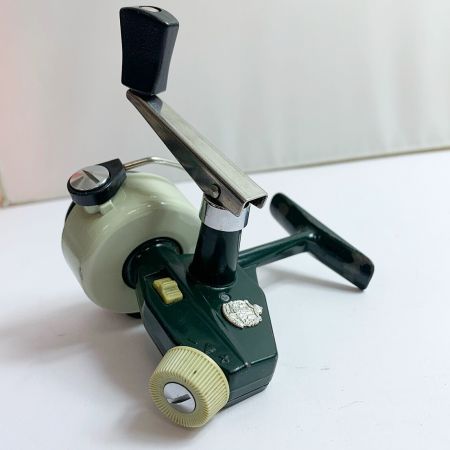  Abu Garcia アブガルシア カーディナル33 替スプール付　スピニングリール グリーン系