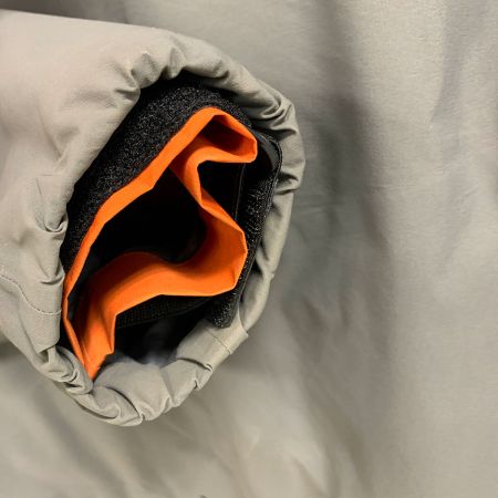  SIMMS G4PRO　フィッシングウエア　ジャケット　Ｍサイズ　 グレー