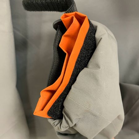  SIMMS G4PRO　フィッシングウエア　ジャケット　Ｍサイズ　 グレー