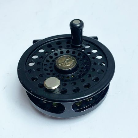  STH フライリール　ポーチ(ヨゴレ付き） airweight 3