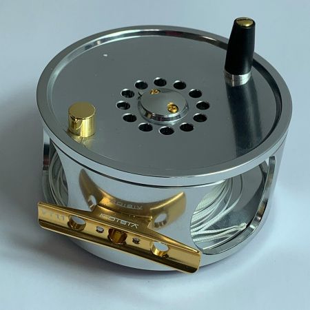  VISION フライリール　ポーチ付き　 TANK VT11