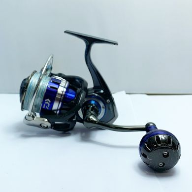 DAIWA ダイワ 15ソルティガ 4000H スピニングリール キズあり 15ｿﾙﾃｨｶﾞ 4000H  059553｜中古｜なんでもリサイクルビッグバン