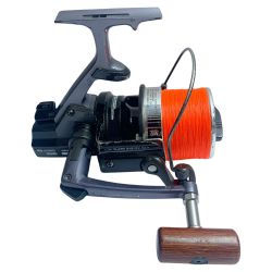 DAIWA ダイワ TOURNAMENT 磯 スピニングリール 遠投 SS-3000 Bランク