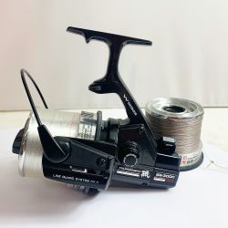 ★★ DAIWA ダイワ TOURNAMENT 磯　スピニングリール　替えスプール付 SS-3000 Aランク