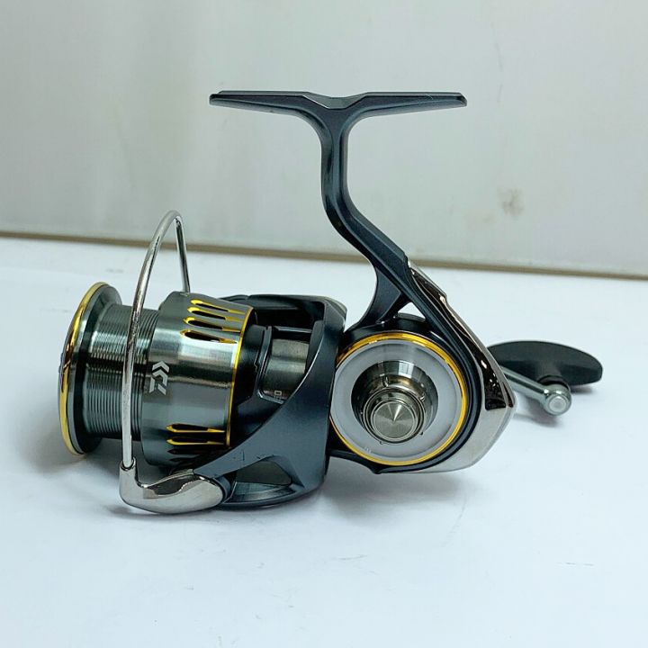 DAIWA ダイワ 23エアリティ LT3000-H スピニングリール 61139｜中古｜なんでもリサイクルビッグバン