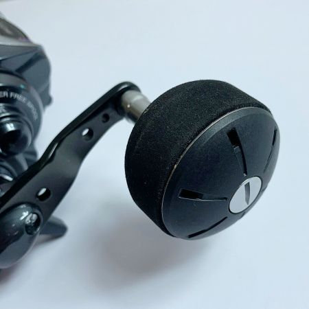  SHIMANO シマノ 17プレイズ 800　電動リール　箱、電源コード付 03705