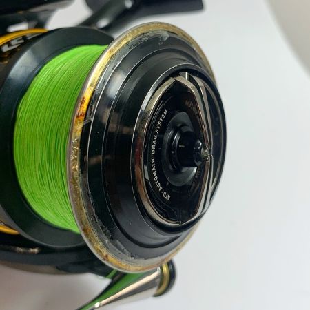  DAIWA ダイワ 17モアザン 3500　スピニングリール　ケース付　キズあり 059832