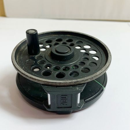  Abu Garcia アブガルシア ジャンク品　欠けあり　フライリール　替えスプール付