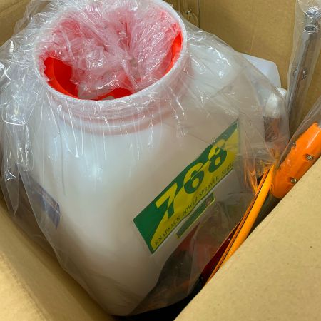    背負式動力 噴霧器 【箱開封品　未使用品】 AAC003RD レッド