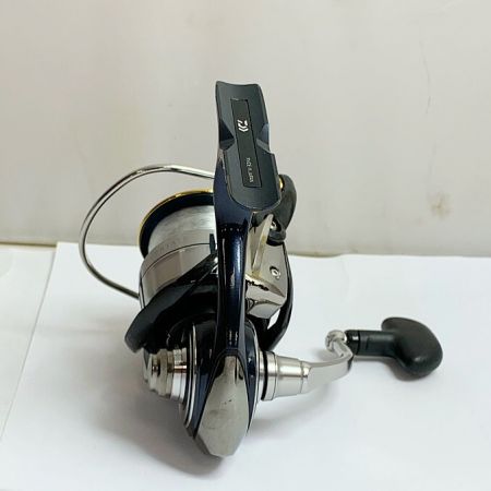  DAIWA ダイワ 19セルテート LT4000-CXH　スピニングリール　箱付 060053