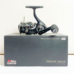 ★★ Abu Garcia アブガルシア スピニングリール  箱付 REVO MGX2500SH Aランク