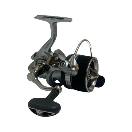  DAIWA ダイワ 18GRANDSURF  スピニングリール　キズあり 059400