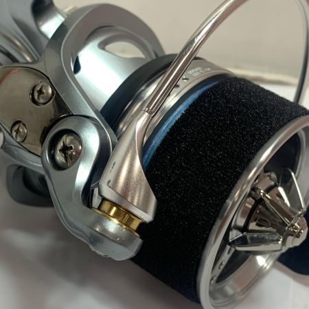  DAIWA ダイワ 18GRANDSURF  スピニングリール　キズあり 059400