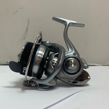  DAIWA ダイワ 18GRANDSURF  スピニングリール　キズあり 059400