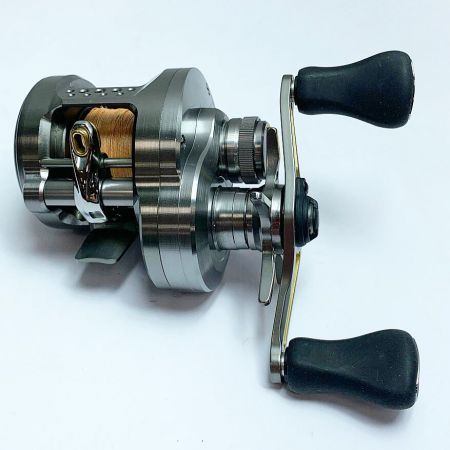  SHIMANO シマノ  23カルカッタコンクエスト BFS HG 左ハンドル　ベイトリール　箱付 045690