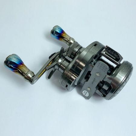  SHIMANO シマノ  23 カルカッタコンクエスト BFS HG カスタム品 ベイトリール 045690
