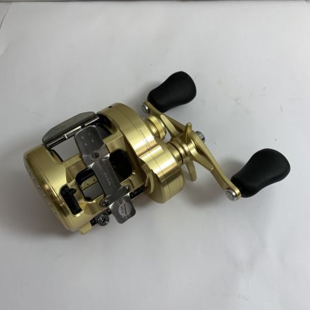  SHIMANO シマノ 23 カルカッタコンクエストMD 400XG ベイトリール　打痕跡あり 045959