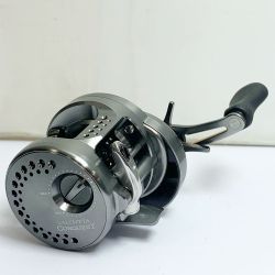 ★★ SHIMANO シマノ 17カルカッタコンクエストBFS HG-L  ベイトリール 03676 Aランク