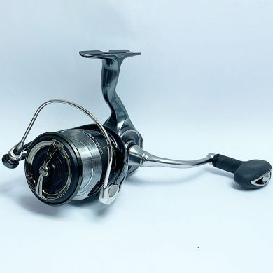 LUVIAS スピニングリール 24ルビアス LT4000-XH ダイワ DAIWA LT4000 