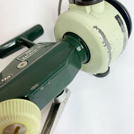  ABU カーディナル44 キズ有 　スピニングリール　本体のみ