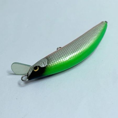  MOJOhandmadewaorks ルアー　約2.0ｇ　約5cm グリーン系 x オレンジ系