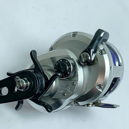  SHIMANO シマノ 12オシアジガー 2001NRPG　両軸リール　本体のみ 02891