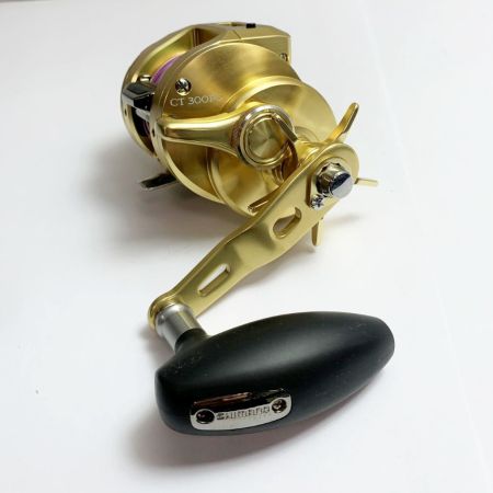  SHIMANO シマノ オシアコンクエスト 300PG 　ベイトリール　ゴメクサスハンドルノブ付 03821