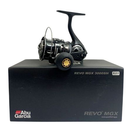  Abu Garcia アブガルシア REVO MGX 3000SH スピニングリール　箱付 REVO MGX 3000SH