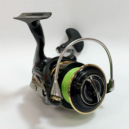  DAIWA ダイワ 17モアザン 3500　スピニングリール　キズ、剥がれあり 059832