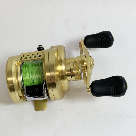  SHIMANO シマノ 14カルカッタコンクエスト 200 キズ有 　ベイトリール　本体のみ 03204