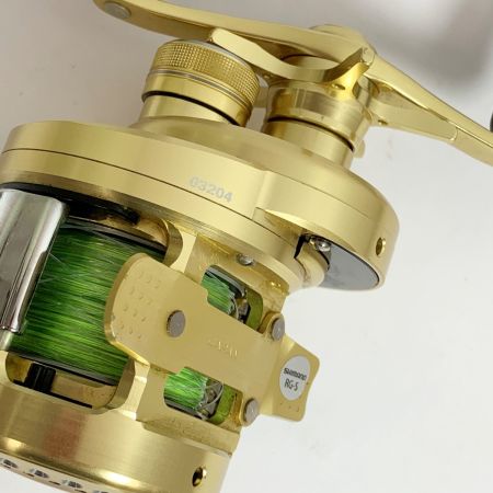  SHIMANO シマノ 14カルカッタコンクエスト 200 キズ有 　ベイトリール　本体のみ 03204