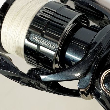  SHIMANO シマノ 19ヴァンキッシュC3000MHG スピニングリール　ハンドルノブカスタム・スプールエッジ小傷有  03958