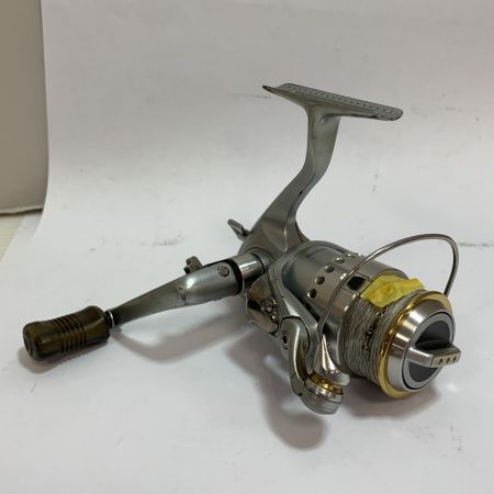  SHIMANO シマノ 98ステラ2000 スピニングリール　ハンドルノブベタツキ有 SC66D