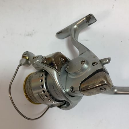  SHIMANO シマノ 98ステラ2000 スピニングリール　ハンドルノブベタツキ有 SC66D