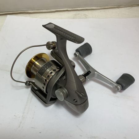  SHIMANO シマノ 95ステラ5000 スピニングリール　袋、取扱説明書付 SC485
