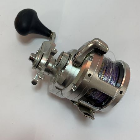  SHIMANO シマノ 12オシアジガー2001NRHG 　両軸リール 02890