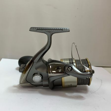  SHIMANO シマノ 02ツインパワー 4000HG 　スピニングリール　ハンドルノブややベタつきあり SC83 (01616)