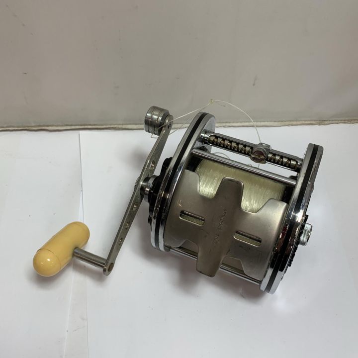 DAIWA ダイワ ダイナミックST-200 キズ・サビ有 両軸リール - 中古