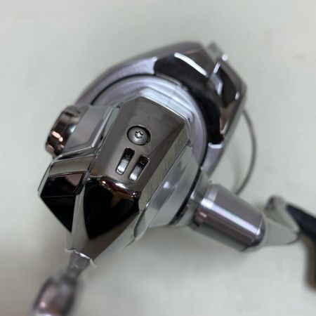  SHIMANO シマノ スピニングリール 23ストラディック 4000MHG キズ有 045898