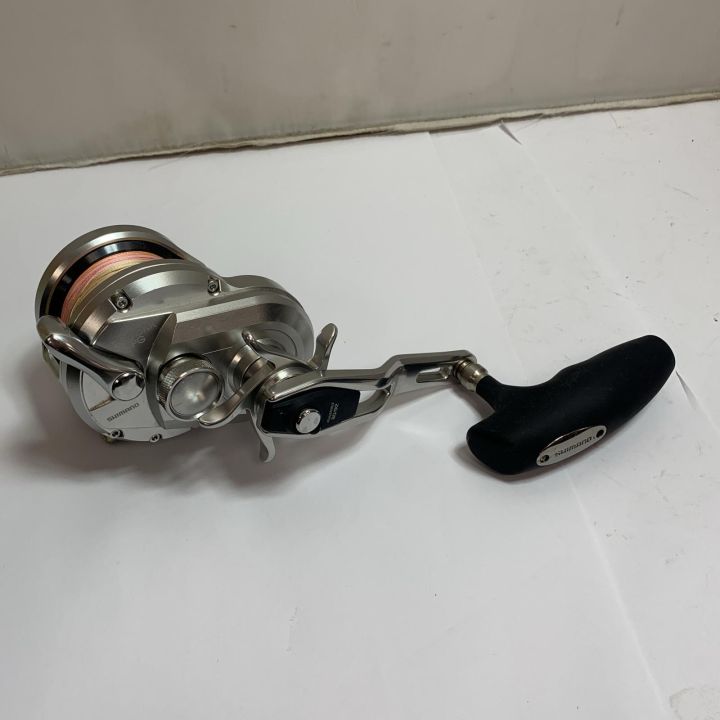 SHIMANO シマノ 17 オシアジガー 2000NR PG ベイトリール たばこ