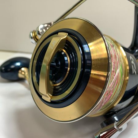  DAIWA ダイワ 20 ソルティガ 20000-H スピニングリール　キズあり　本体のみ 309516-000850