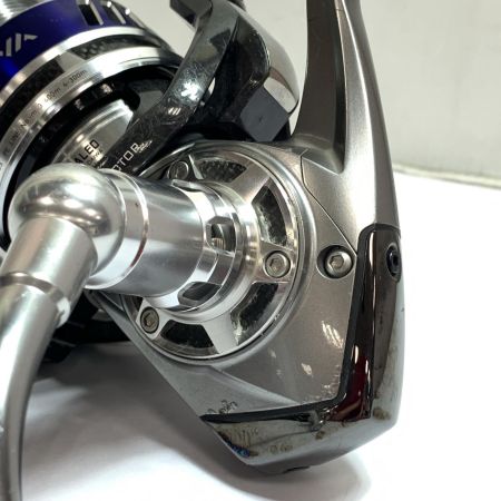  DAIWA ダイワ 10ソルティガ4500  スピニングリール　目立つキズあり 00059505
