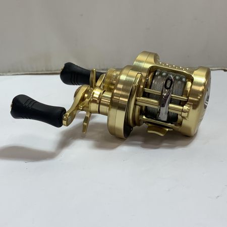  SHIMANO シマノ  14カルカッタコンクエスト200　ベイトリール　キズ有　本体のみ 03204