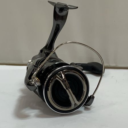  SHIMANO シマノ  24ツインパワー C3000XG  スピニングリール　箱付 046826