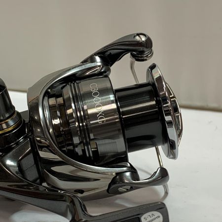  SHIMANO シマノ  24ツインパワー C3000XG  スピニングリール　箱付 046826