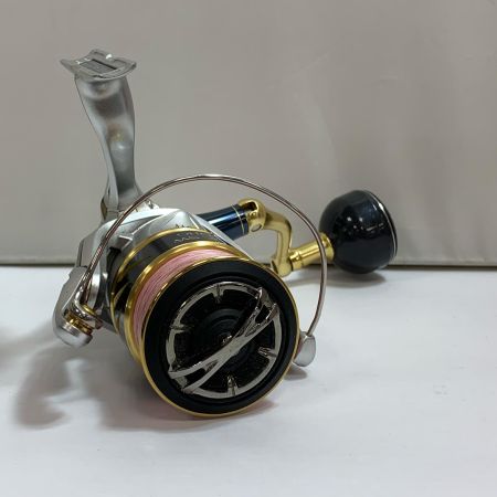  SHIMANO シマノ 18ストラディックSW 4000HG  スピニングリール　本体のみ 03894